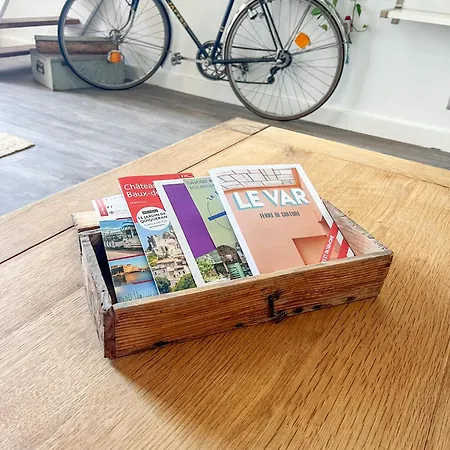 élégant T3 Avec Vue Sur Le Port De Apartamento Tolón