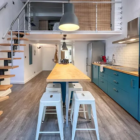 Appartement Elegant T3 Avec Vue Sur Le Port De