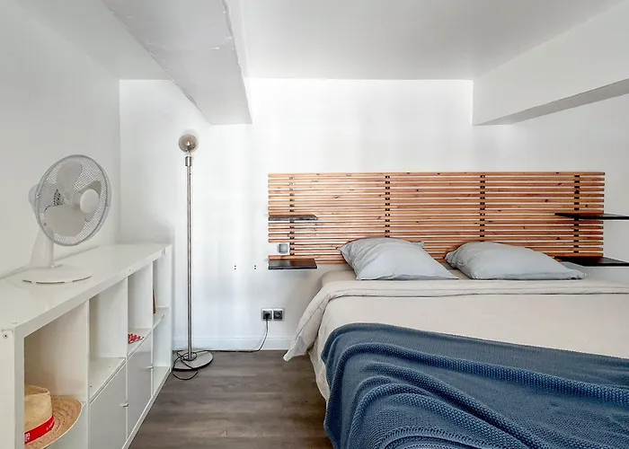 Apartment Elegant T3 Avec Vue Sur Le Port De Toulon
